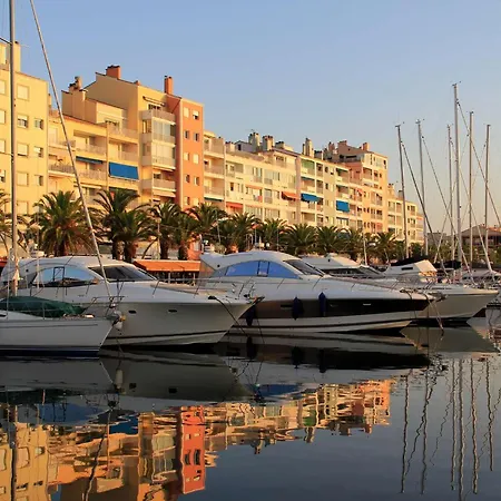 Apartman Le Costabella - Pour 4 Personnes A 5 Minutes De La De L'almanarre A Hyères